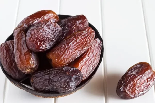 "Dates" sweetness that comes with good benefits for the body